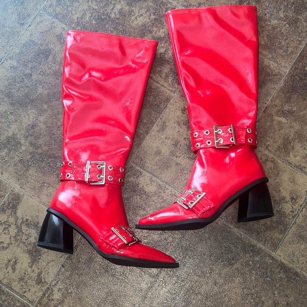 Amazon size 7 Stylish Red Knee-High Women's Boots